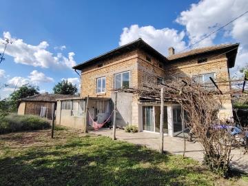 1 - Varna, Country House
