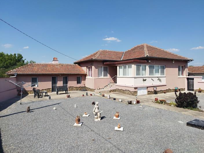 Image No.1-2 Bed Country House for sale