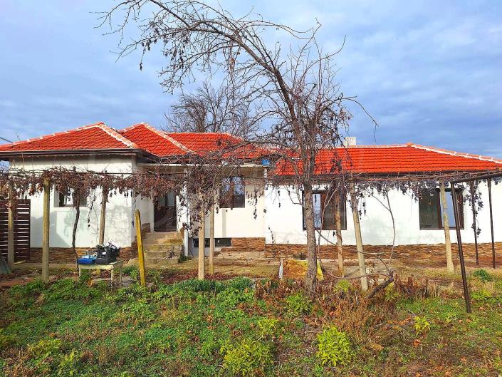 Image No.1-2 Bed Country House for sale