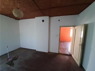 schouse-7kDk2v_33_b