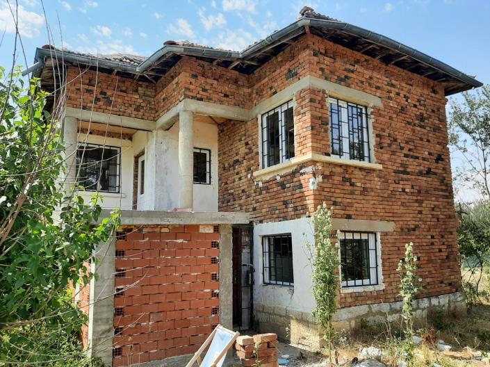 Image No.2-Maison de campagne de 3 chambres à vendre à Vratsa 