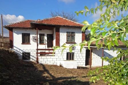 Image No.2-2 Bed Country House for sale