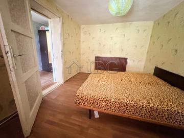 3-bedroom-renovated-house-near-ruse-14