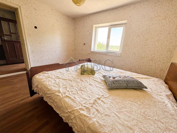 Image No.6-2 Bed Country House for sale