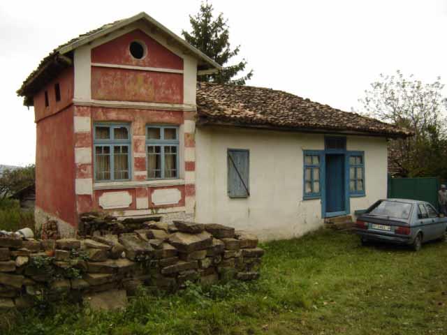 Image No.2-Maison de campagne de 2 chambres à vendre à Veliko Tarnovo