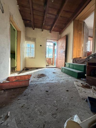 Image No.6-2 Bed Country House for sale