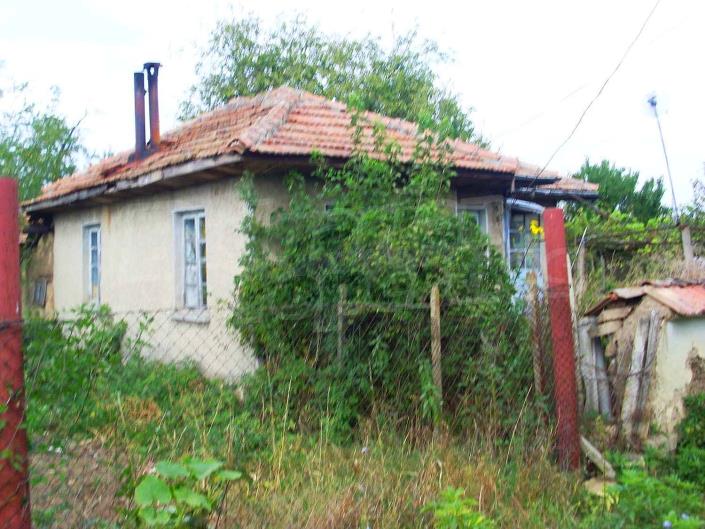 Image No.2-Maison de campagne de 2 chambres à vendre à Veliko Tarnovo