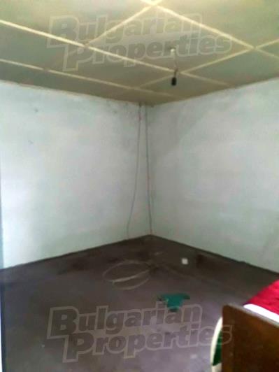 Image No.4-Maison de campagne de 2 chambres à vendre à Veliko Tarnovo