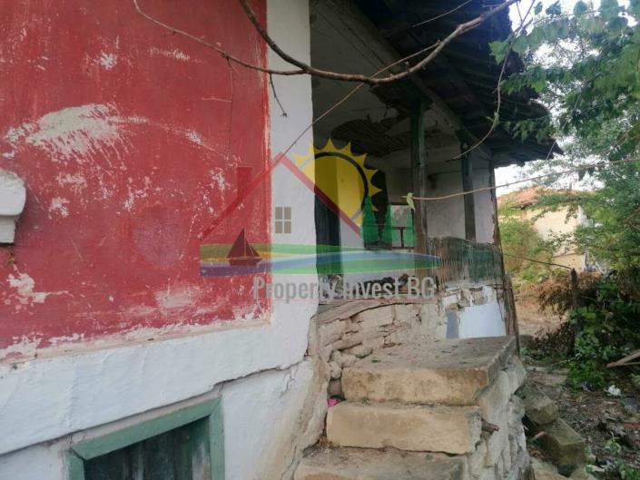 Image No.3-Maison de campagne de 3 chambres à vendre à Shumen 