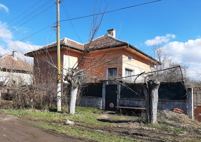 Image No.2-2 Bed Country House for sale