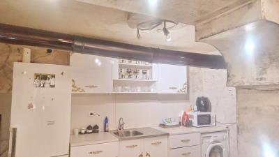 2-bedroom-renovated-house-with-big-garden-4