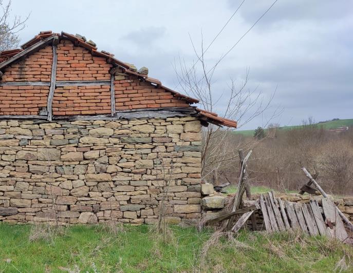 Image No.4-Maison de campagne de 2 chambres à vendre à Sredets