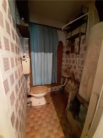 schouse-fqO7eZ_27_b