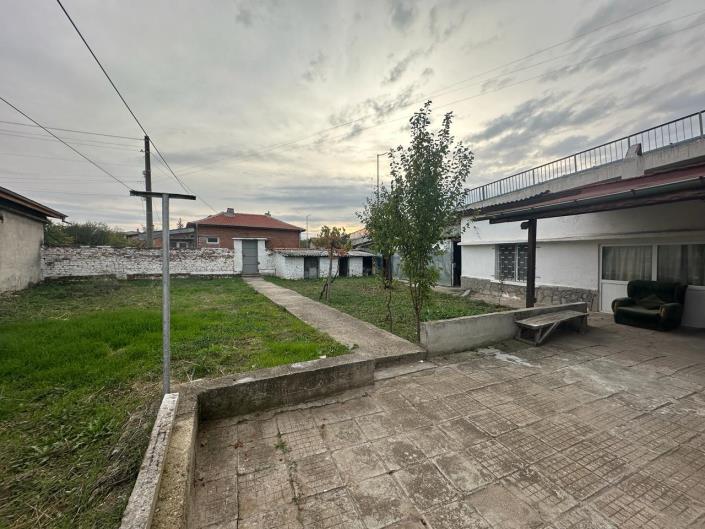 Image No.2-2 Bed Country House for sale