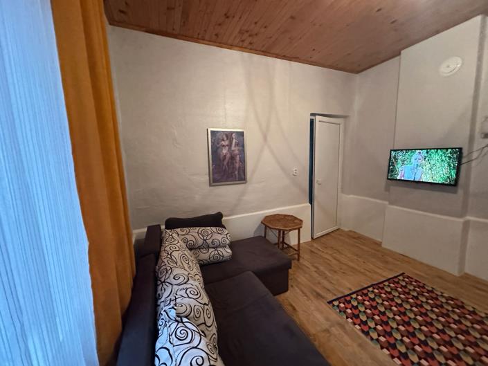 Image No.6-2 Bed Country House for sale