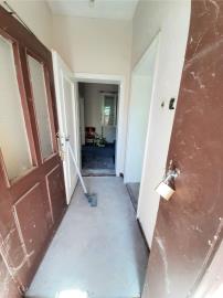 schouse-yGJyCz_8_b