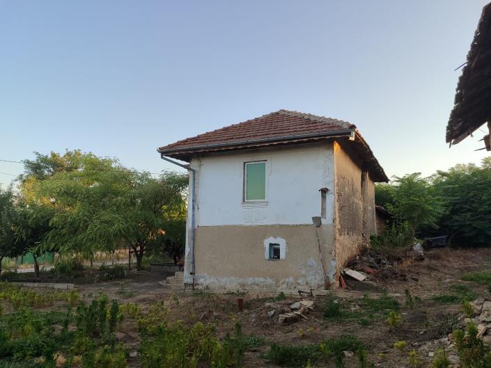 Image No.2-2 Bed Country House for sale