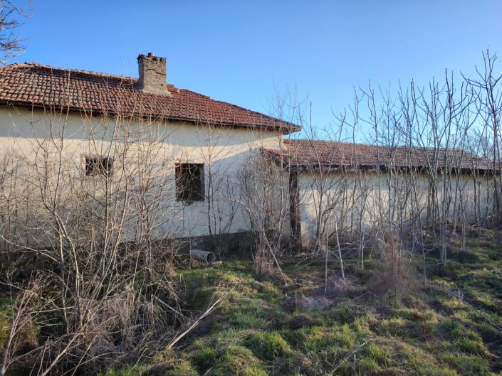 Image No.8-2 Bed Country House for sale