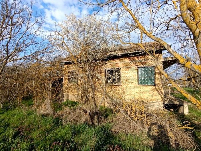 Image No.2-2 Bed Country Property for sale