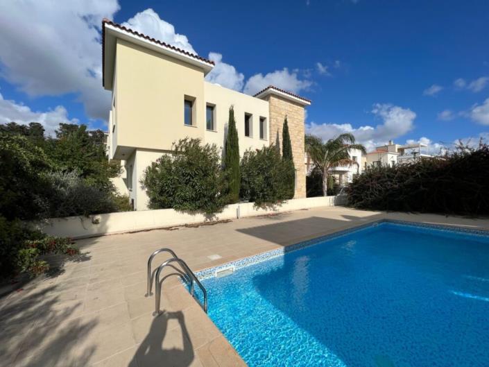 Image No.1-2 Bed Townhouse for sale