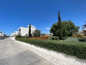 Villa de 3 chambres à vendre à Chlorakas