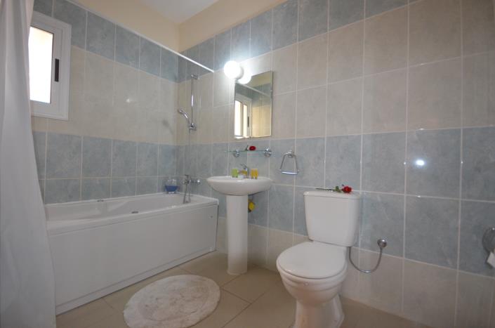 Image No.18-2 Bed Apartment for sale