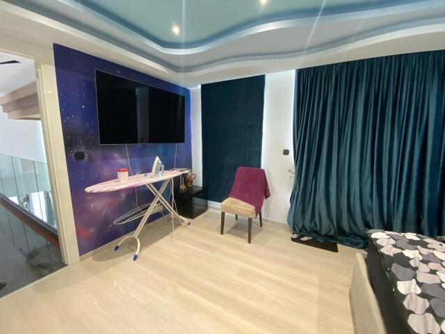 Image No.26-4 Bed Village House for sale