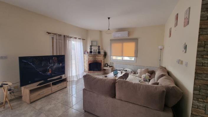 Image No.18-3 Bed Apartment for sale