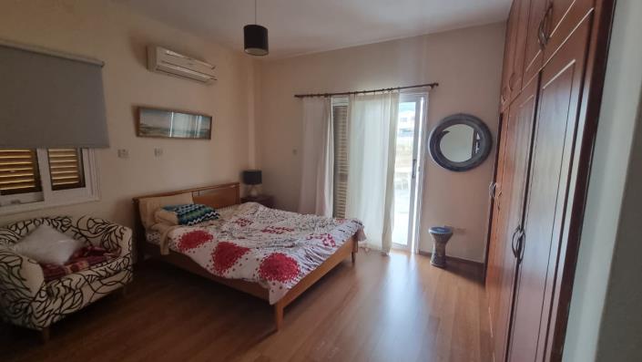 Image No.20-3 Bed Apartment for sale