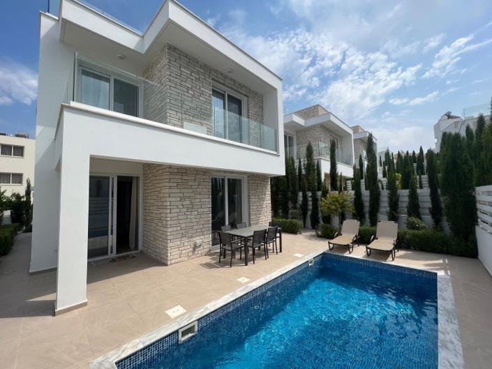 Image No.1-3 Bed Villa for sale