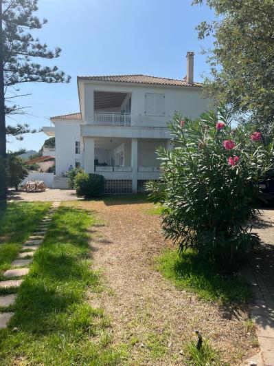 Image No.3-8 Bed Villa / Detached for sale