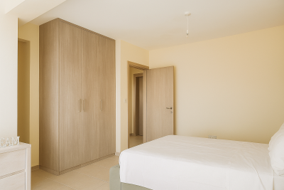 Kings-Beach-Villa-6-Big-bedroom