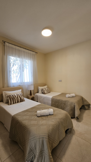 Image No.10-Maison / Villa de 3 chambres à vendre à Tombs of the Kings