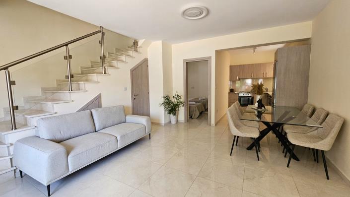 Image No.2-Maison / Villa de 3 chambres à vendre à Tombs of the Kings