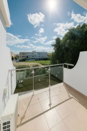 D801-Balcony