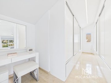 407fivebedroomvillawithstunningviews050525084
