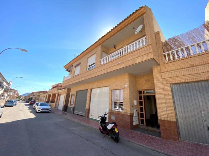 Image No.1-Maison de ville de 3 chambres à vendre à Alicante