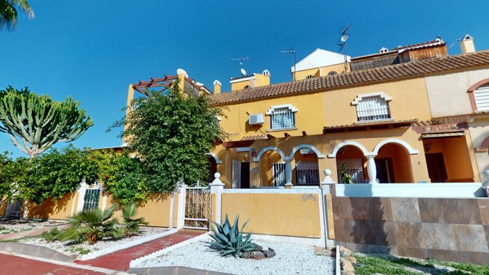 Image No.1-2 Bed Villa for sale