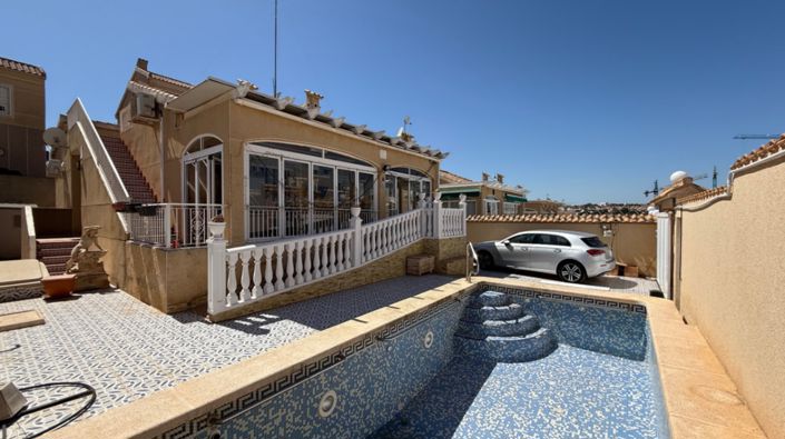 Image No.1-Villa de 3 chambres à vendre à Orihuela