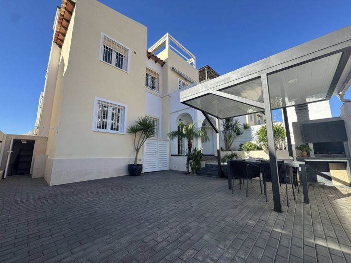 Image No.1-2 Bed Apartment for sale