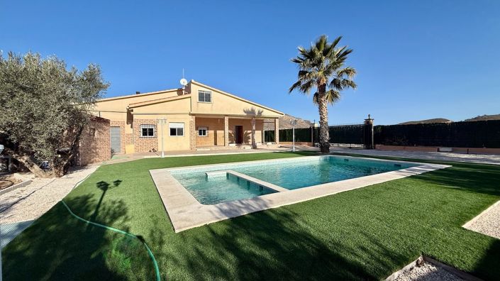 Image No.1-Villa de 3 chambres à vendre à Hondón de las Nieves