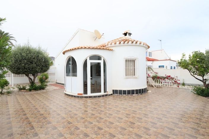 Image No.1-Villa de 3 chambres à vendre à Orihuela Costa