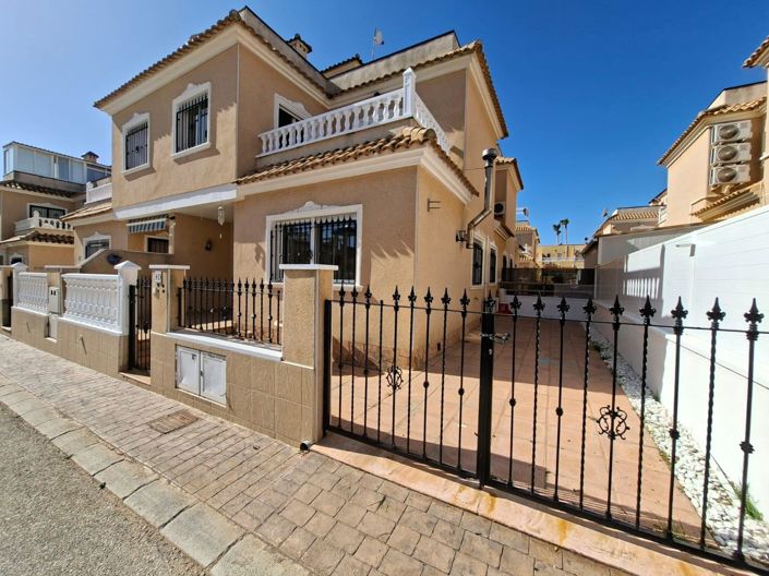 Image No.1-Quad de 3 chambres à vendre à Orihuela Costa