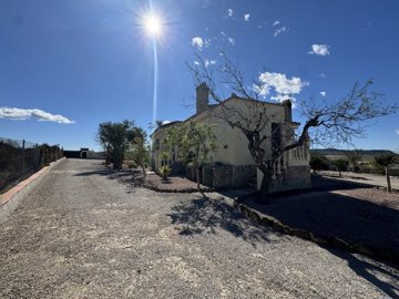 country-house-torremendo-1711196-3