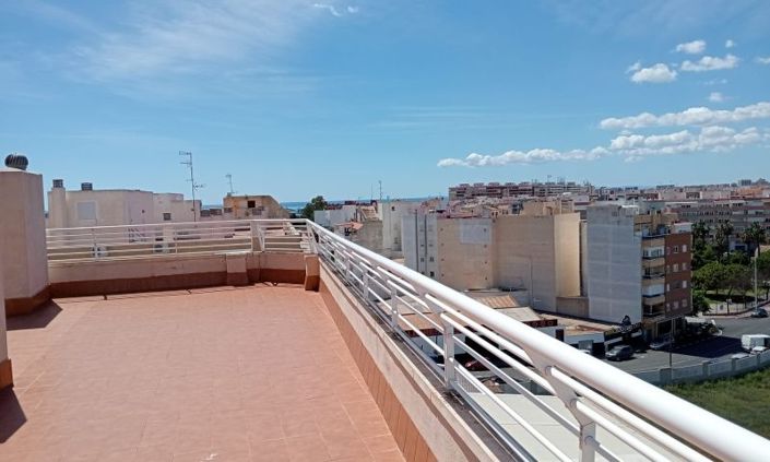 Image No.1-Appartement de 2 chambres à vendre à Torrevieja