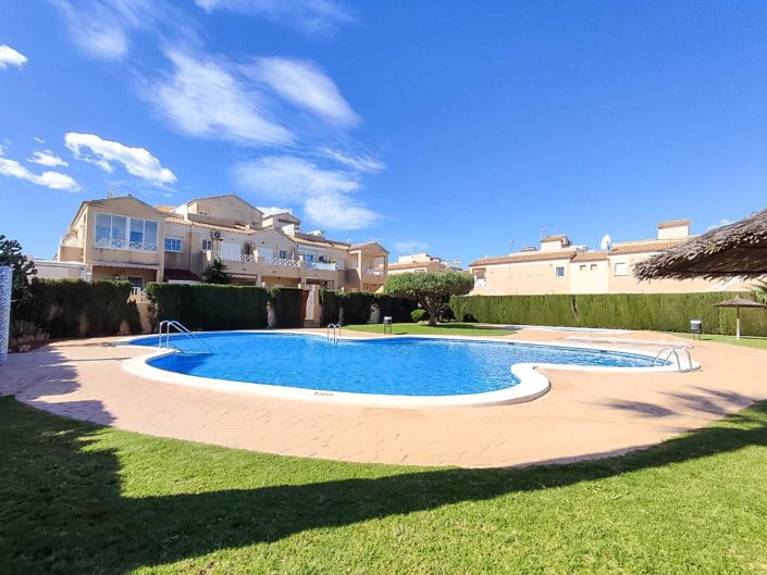Image No.1-Bungalow de 2 chambres à vendre à Torrevieja