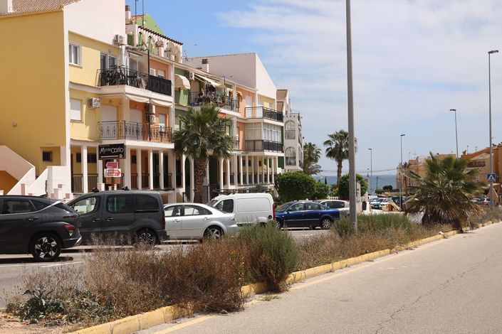 Image No.1-2 Bed Duplex for sale