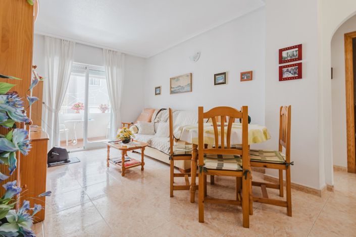 Image No.1-2 Bed Apartment for sale