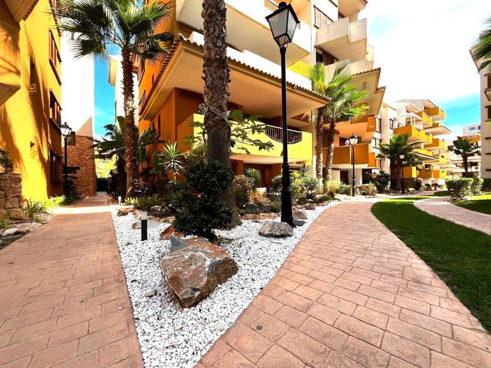 Image No.1-2 Bed Apartment for sale