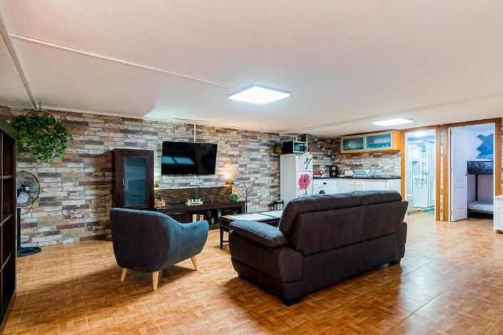 Image No.1-3 Bed Duplex for sale